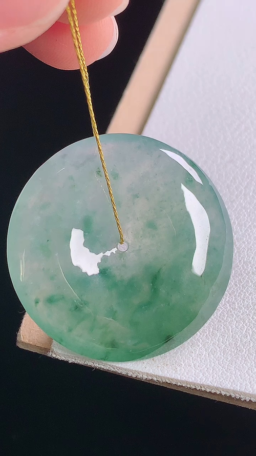 冰飘花平安扣，无裂，尺寸:29.8-5.6mm