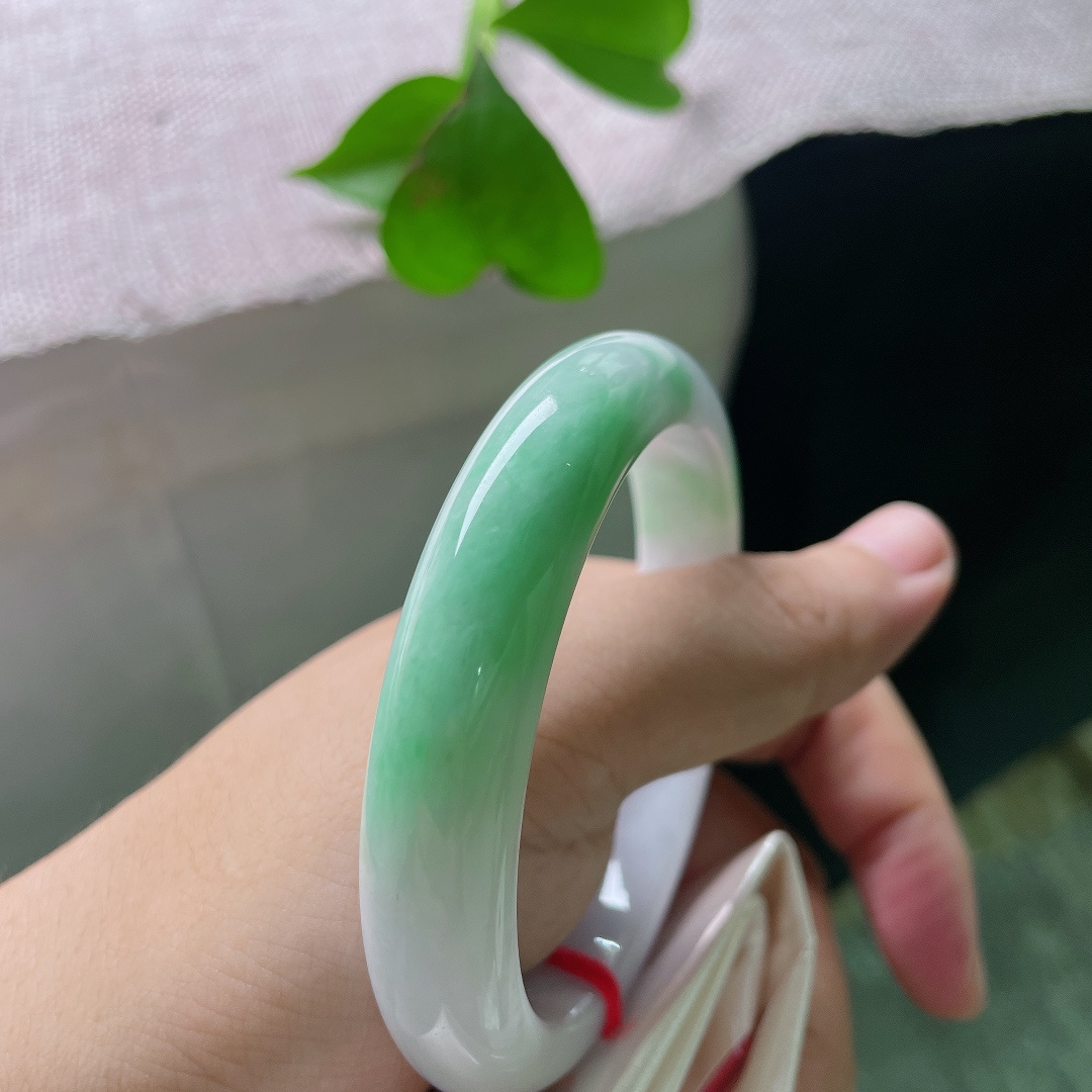58.6/12.2/8，白底青正圈，底子干净清爽，细润，桃之夭夭，灼灼其华。有纹，ss53840a