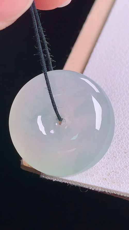冰种平安扣，无裂，尺寸:22.4-5.7mm