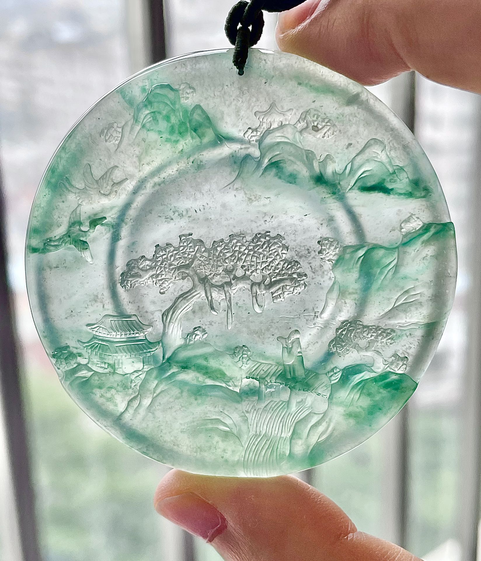 冰绿花山水牌，无纹，水头足，厚装大件，尺寸55.3/6.5，编号58祖国万岁