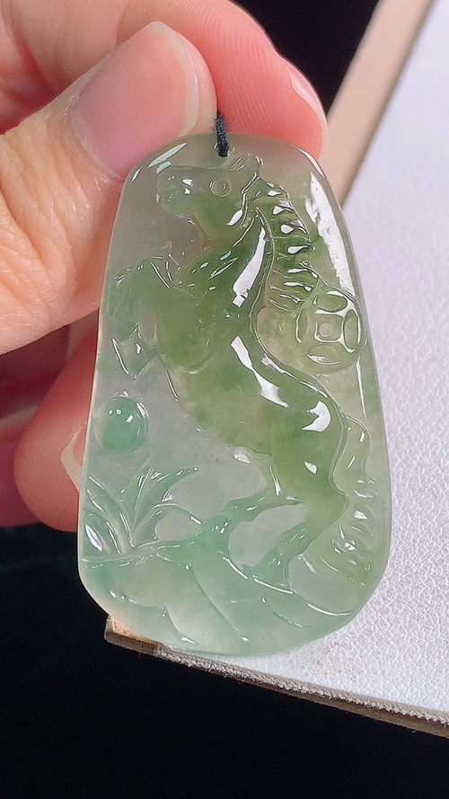 冰晴马牌，一刀切，尺寸:43.8-26.4-5.0mm 2