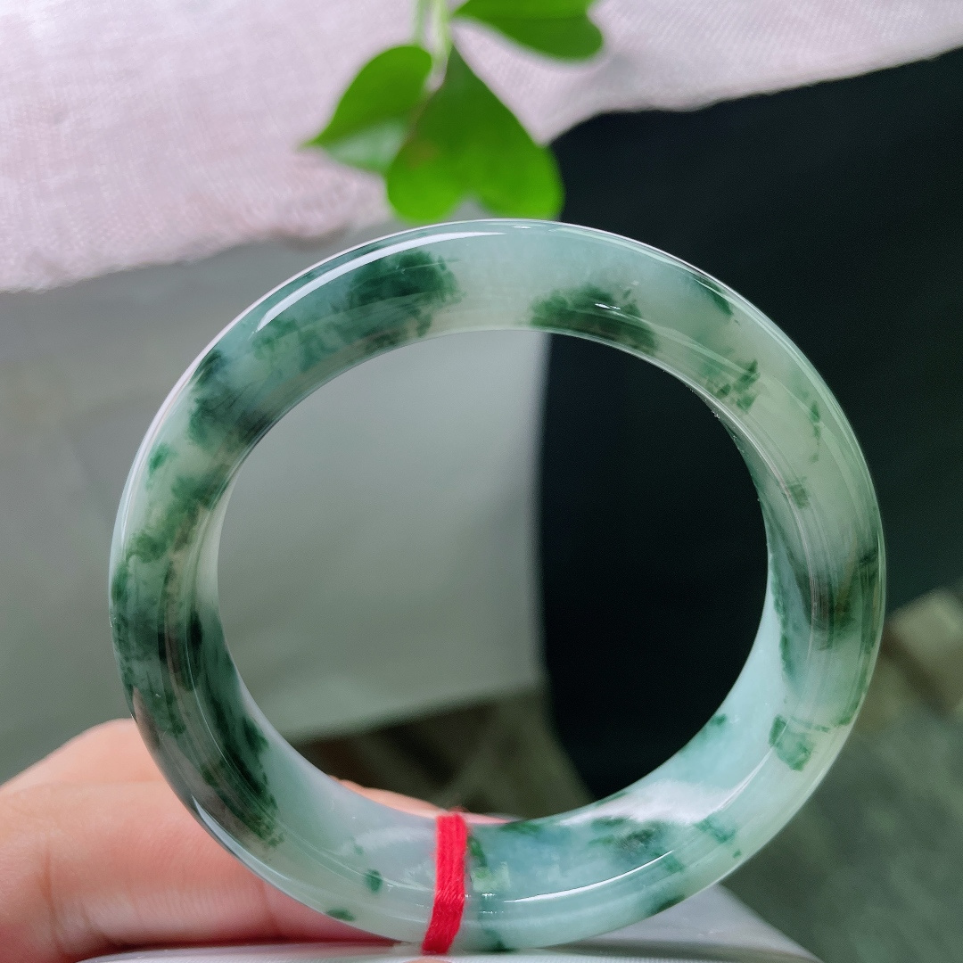 52.6/13.8/8.4飘花正圈，水润细腻，繁花似锦，典雅贵气，无裂，ss53899a