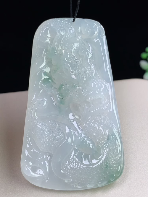 冰飘花龙牌，无裂，尺寸61.2-33.5-5.9mm，L06ayd