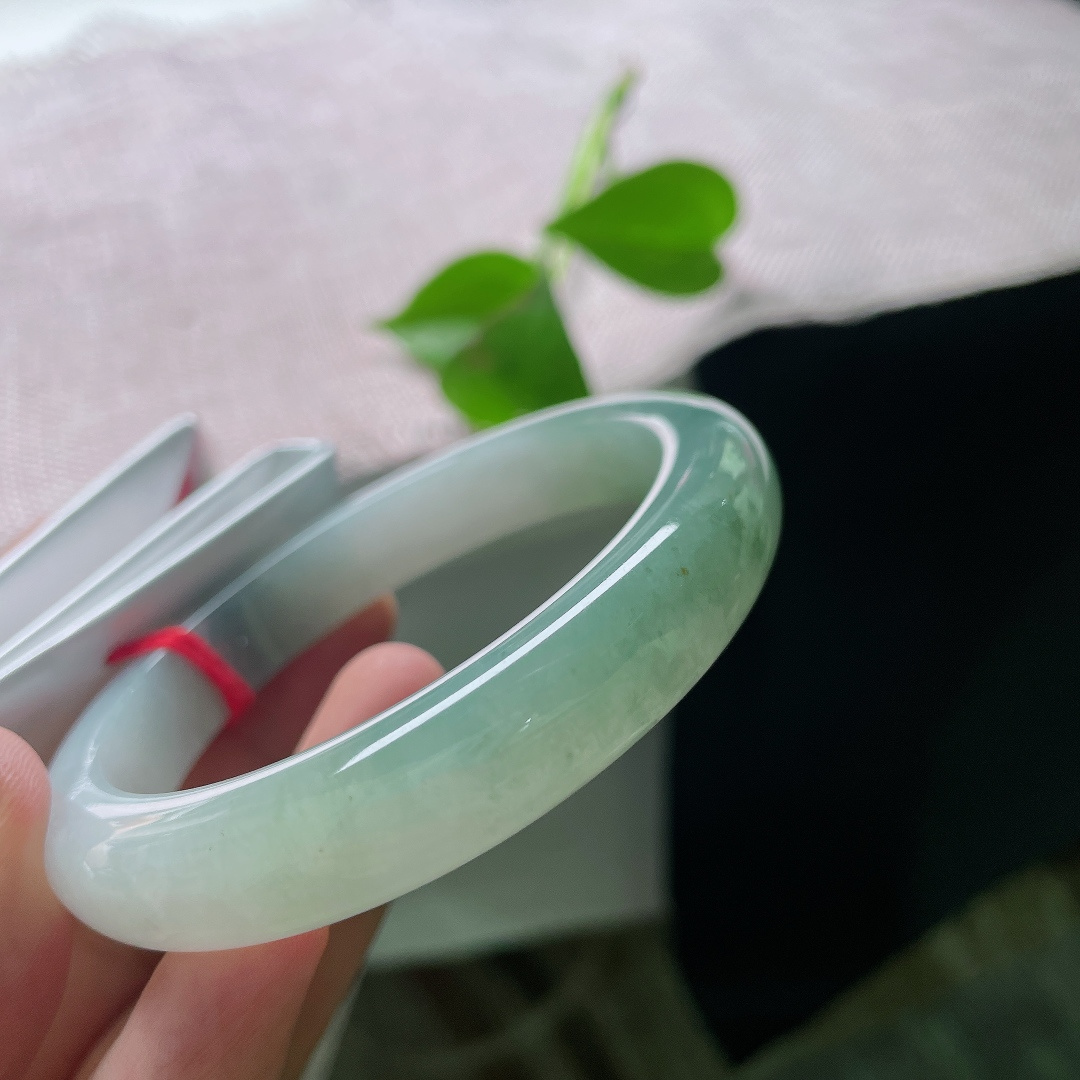 60/12/8.7，油青正圈，水头好，种老，渐变之色，大圈口，古典优雅，皮纹，ss52896a