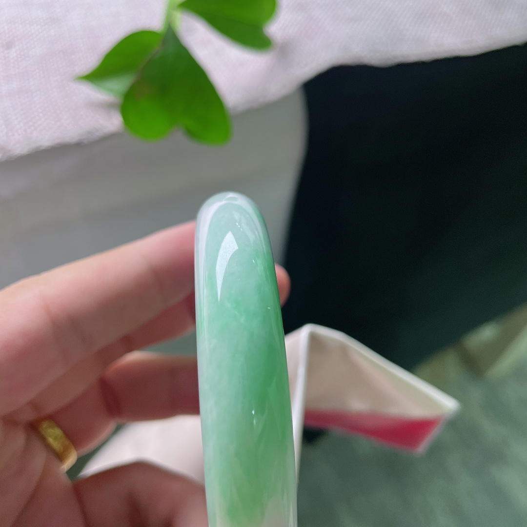 58.6/12.2/8，白底青正圈，底子干净清爽，细润，桃之夭夭，灼灼其华。有纹，ss53840a