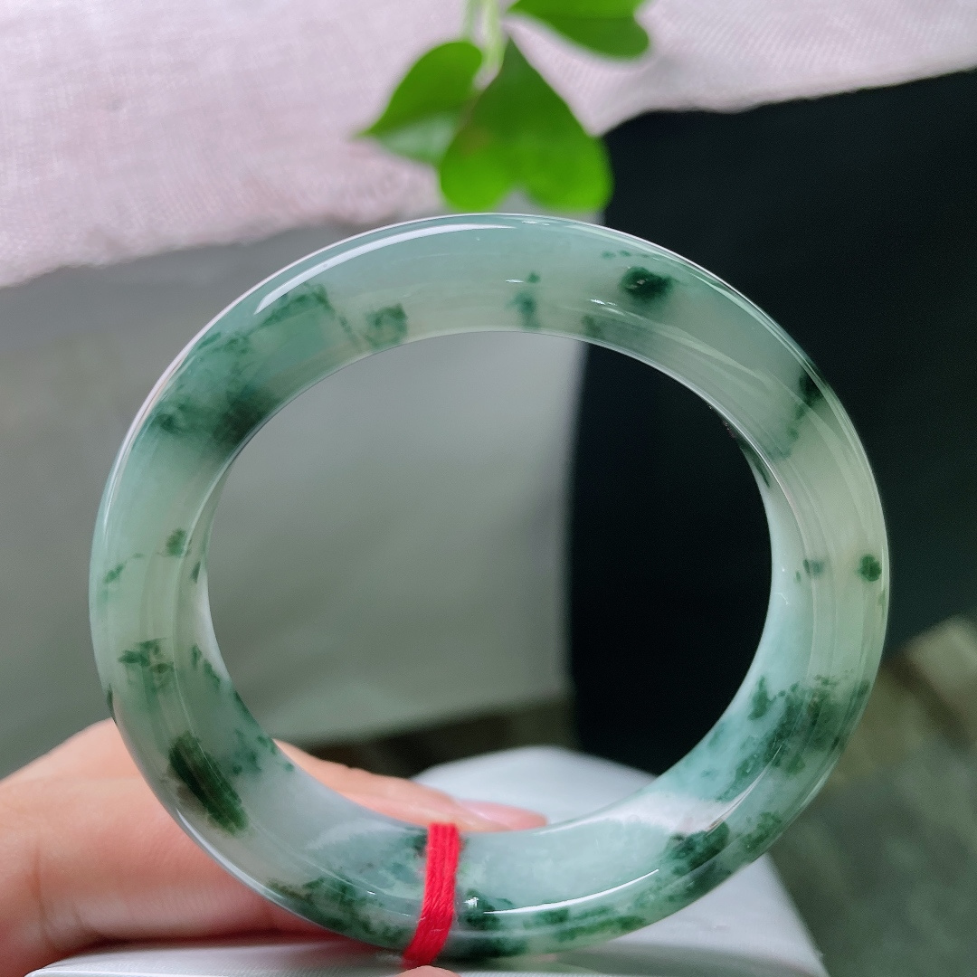 52.6/13.8/8.4飘花正圈，水润细腻，繁花似锦，典雅贵气，无裂，ss53899a
