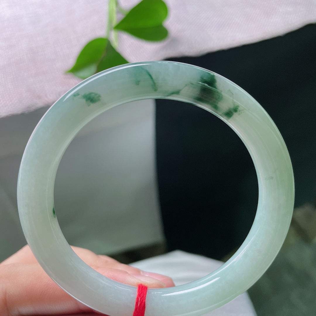 55.7/9.1飘花圆条，水润细腻，清新简约大方，无裂，ss53903a