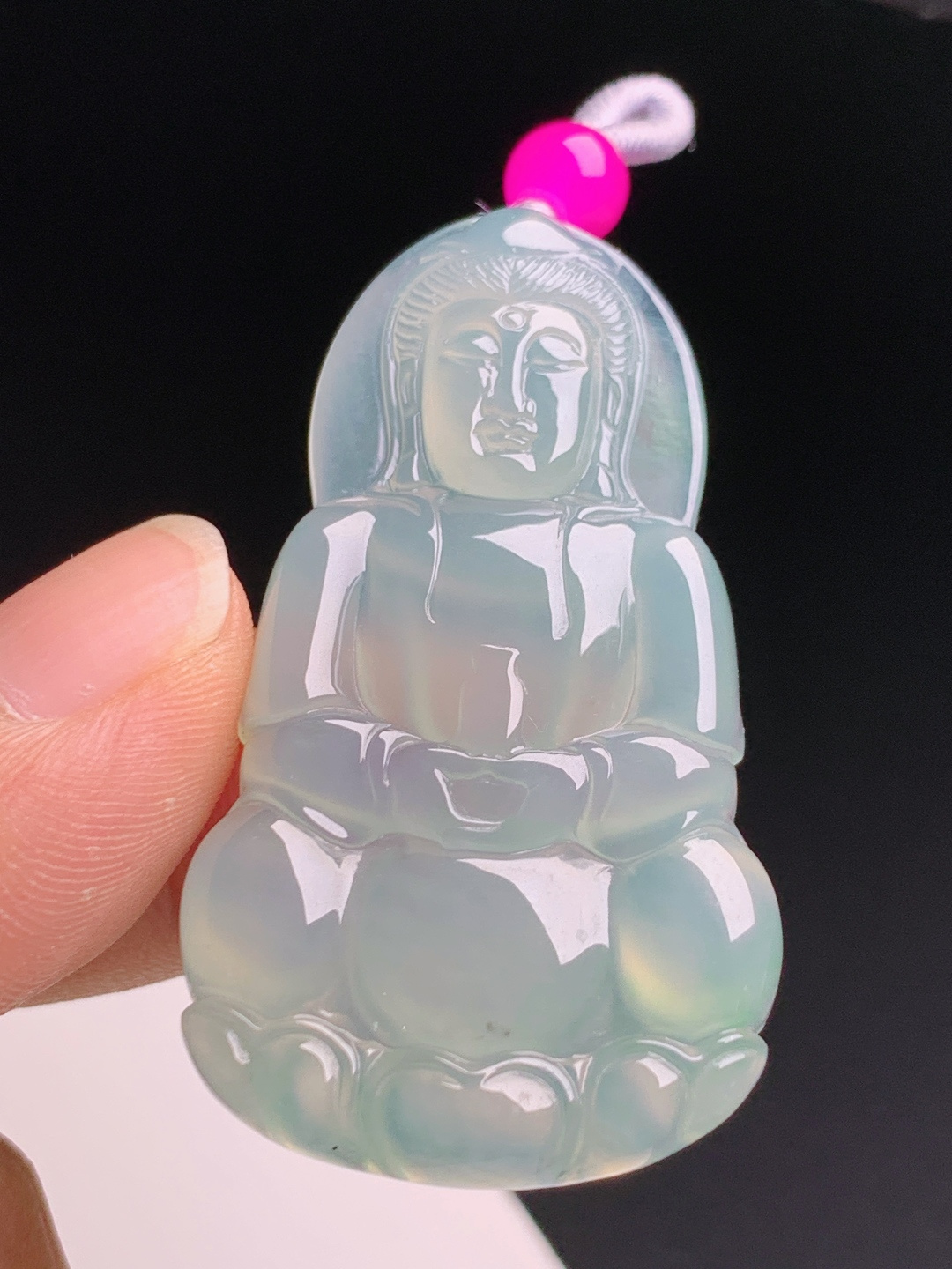 ️ 观音，冰种匀净带浅绿，配精品粉珠挂绳，静心护身端庄大气 4906