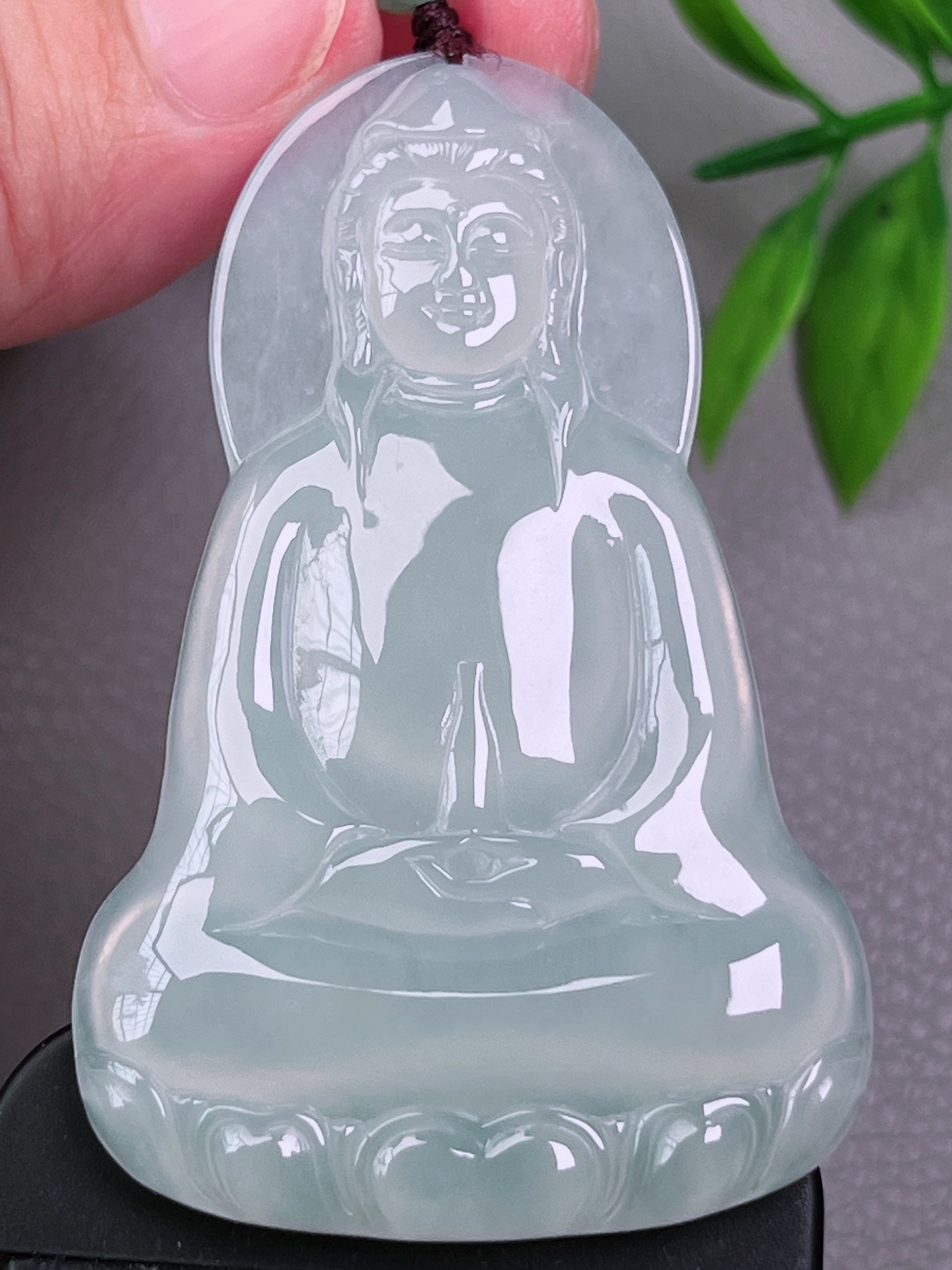 高冰种素衣观音，无裂，细腻油洁，冰透水润，起荧光，尺寸：63.7-40.2-6
