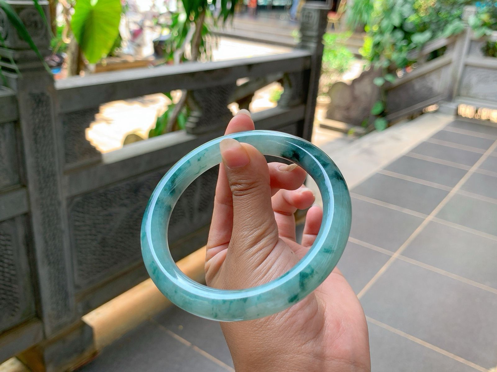 ｜65圈口
冰飘花福镯，条粗:11.1，水墨丹青画，磅礴大气，气宇轩昂，