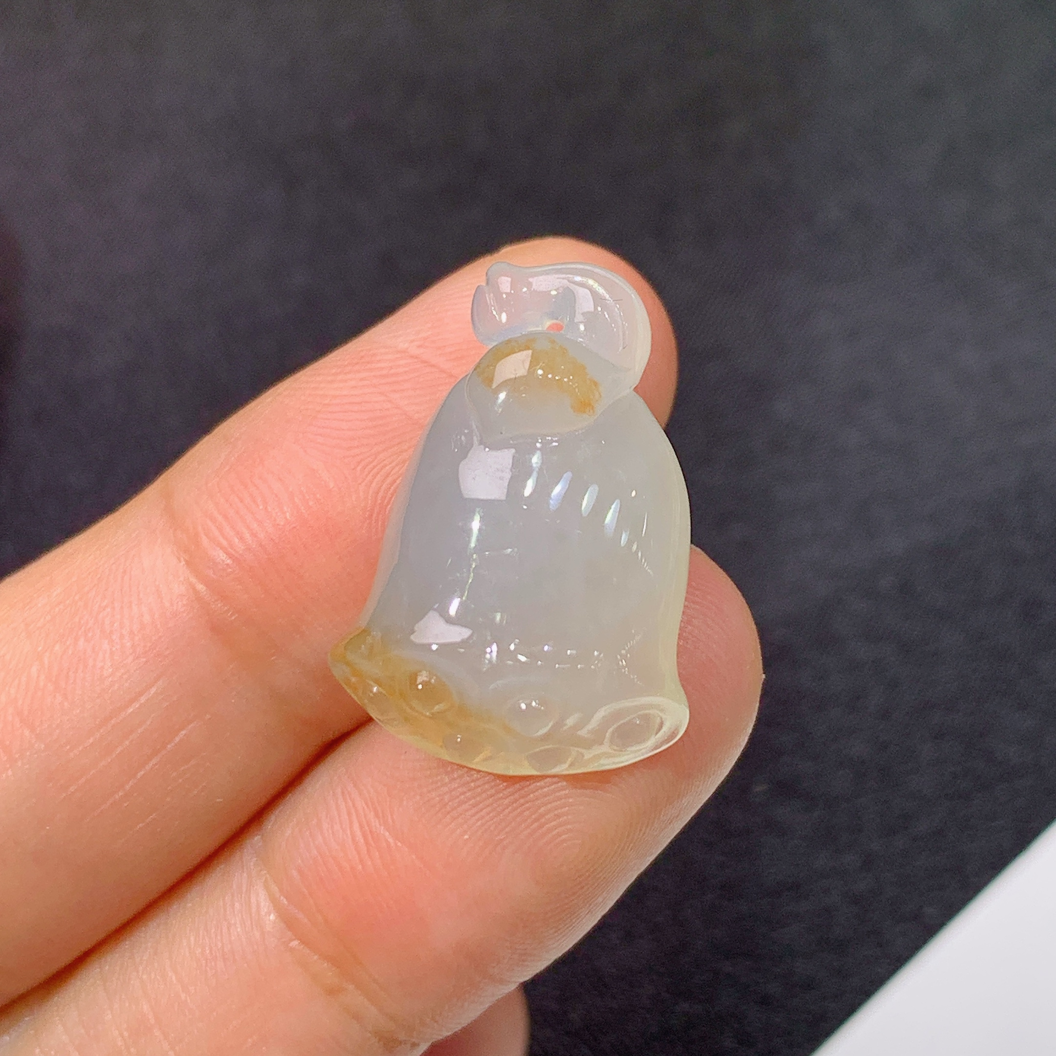 冰黄翡莲蓬，好运连连，冰润细腻，种水足，001整体尺寸21.4*15*7.8