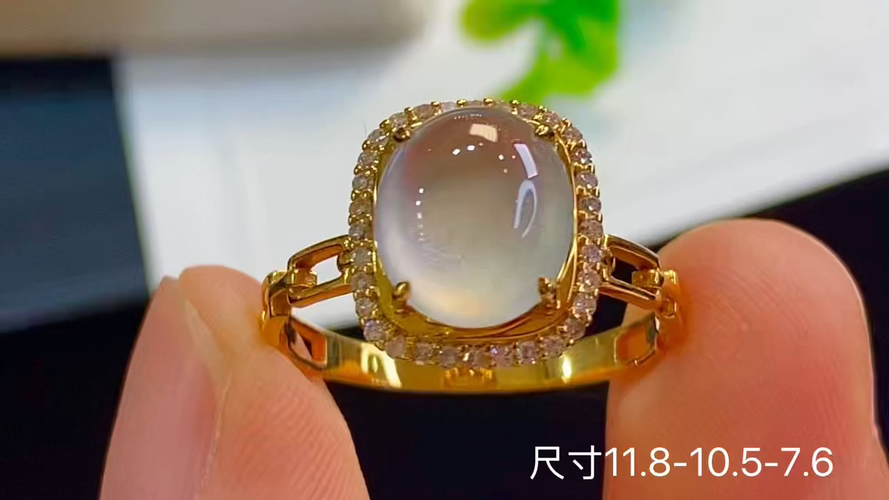 18k金+钻玻璃种蛋面戒指，无裂，11.8-10.5-7.6