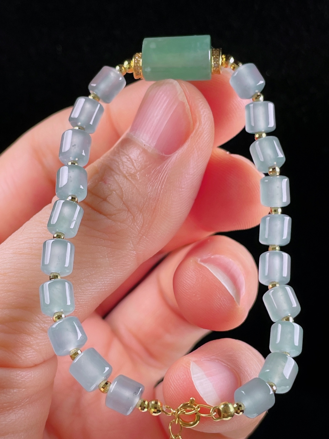 冰种手链，老种起光，细底通透，尺寸：7.7mm