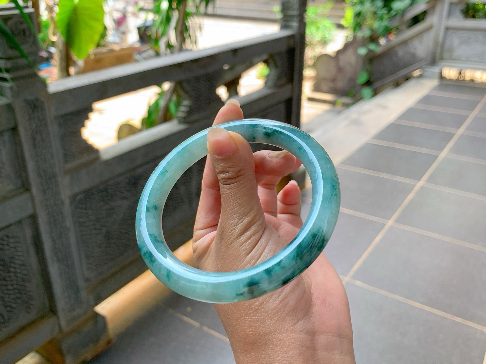 ｜65圈口
冰飘花福镯，条粗:11.1，水墨丹青画，磅礴大气，气宇轩昂，