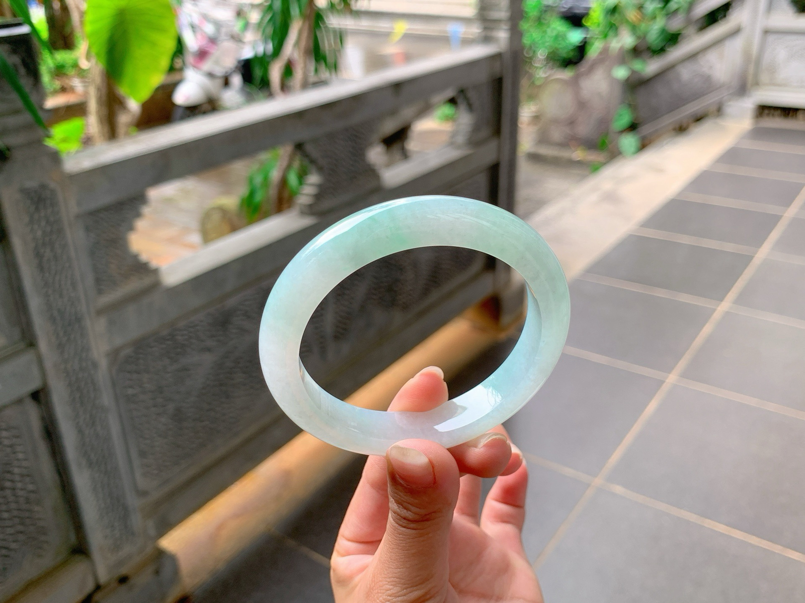 ｜59圈口
冰晴底，飘飘绿花，清新别致，淡雅自然，