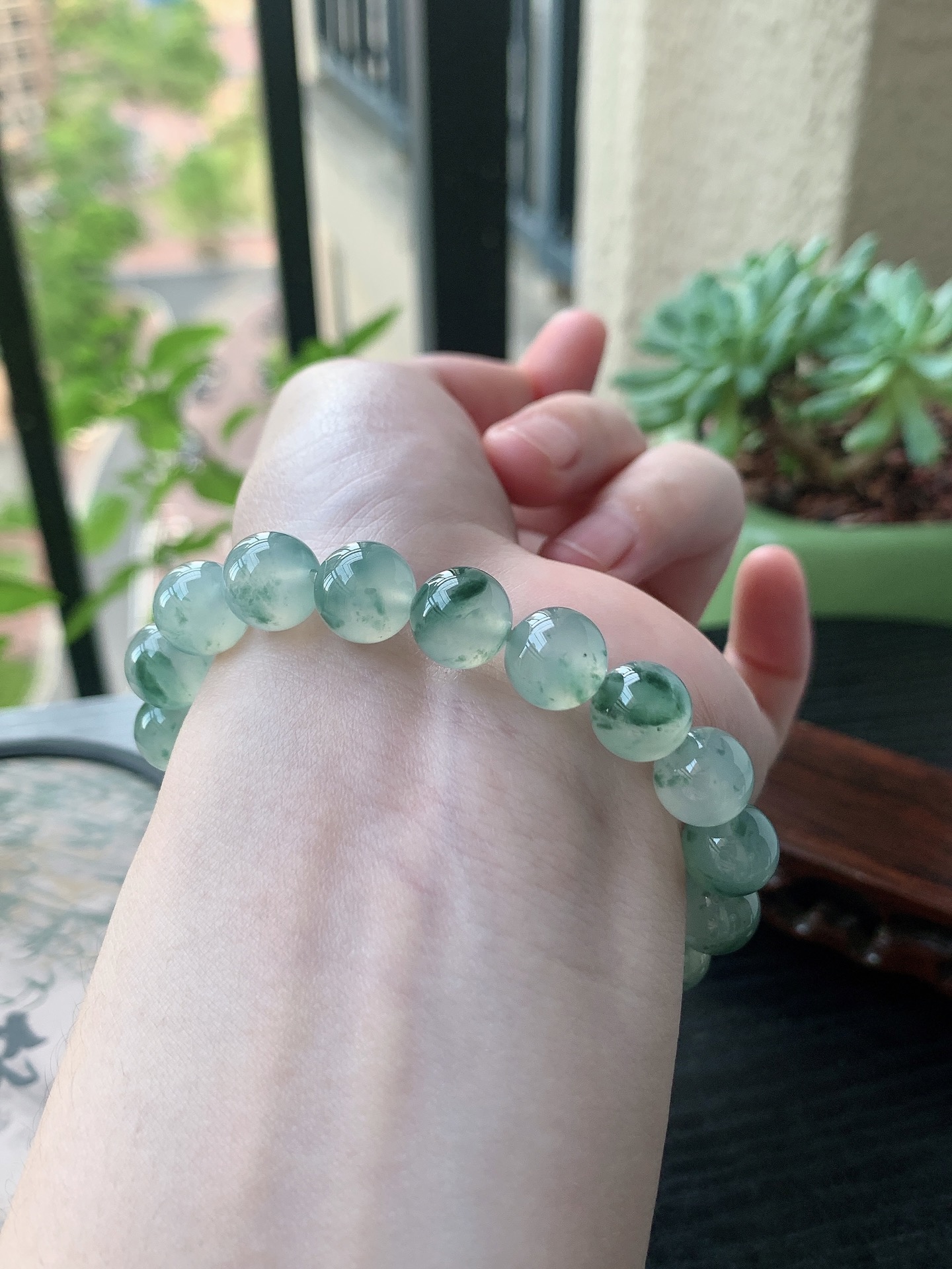 老坑冰种胶感飘蓝花圆珠手串 裸石尺寸:10mm