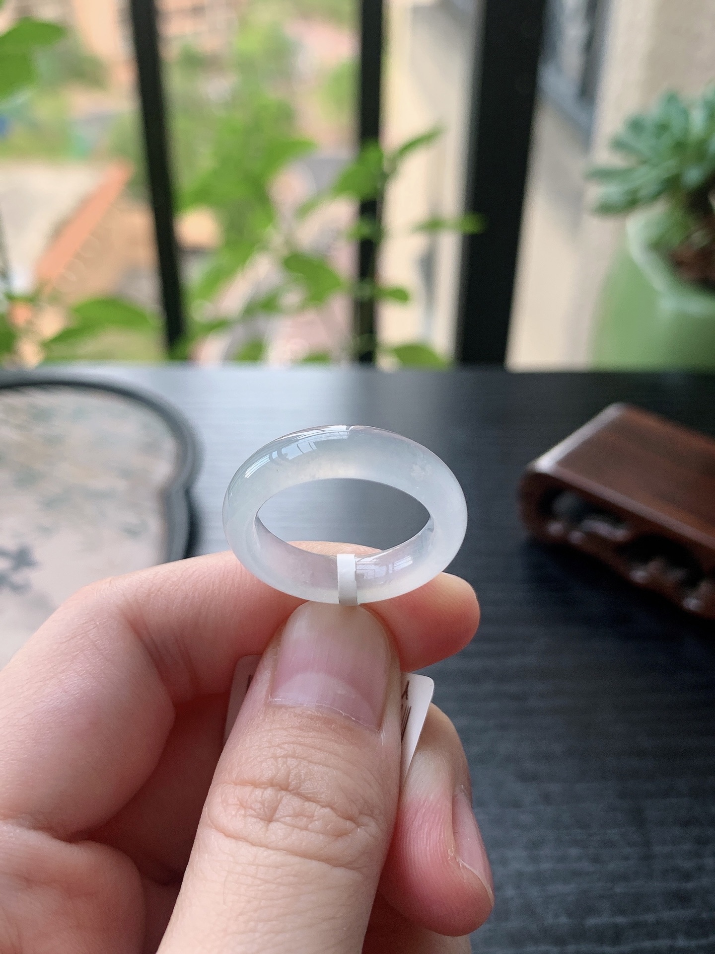 老坑冰种胶感白月光素面戒指