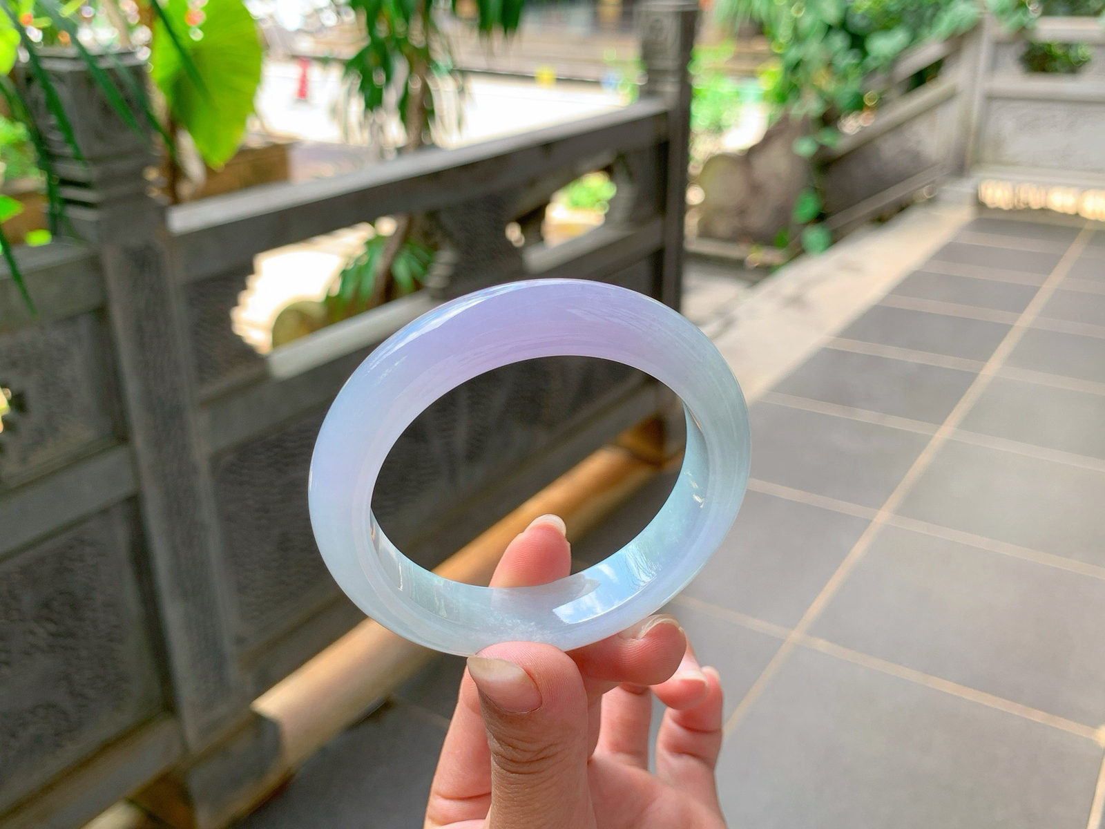 ｜56圈口
浓春色，渐变款，像极了花色晕染的过程，唯美的艺术感满满，