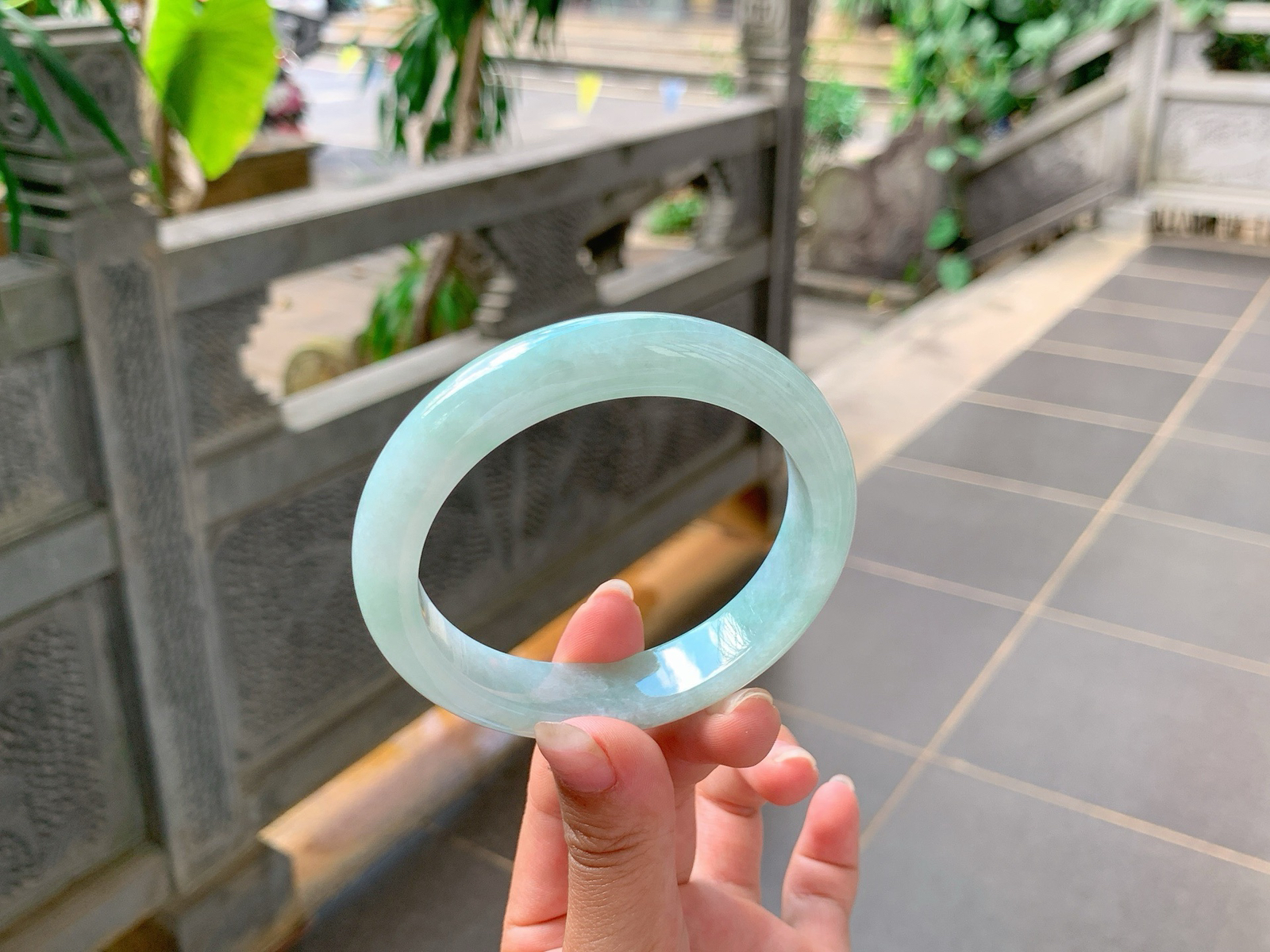 ｜59圈口
冰蓝晴，整体端庄大气，颜色清雅自然，小清新风格