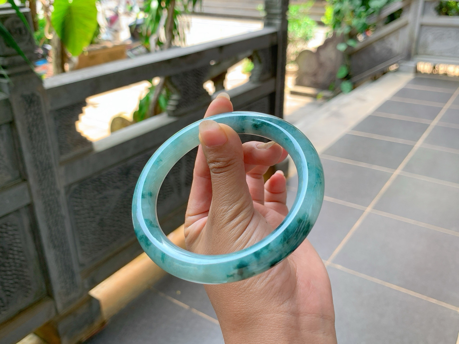 ｜65圈口
冰飘花福镯，条粗:11.1，水墨丹青画，磅礴大气，气宇轩昂，