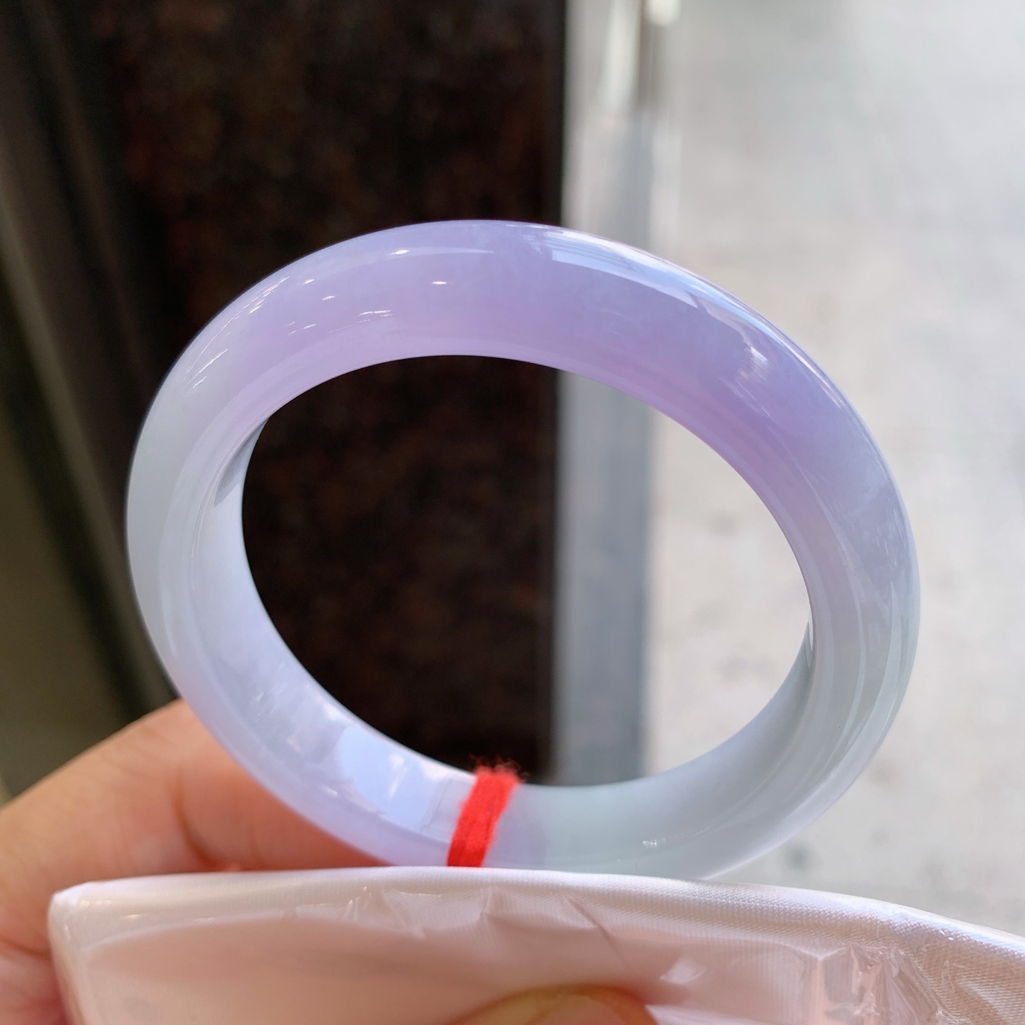 正圈 无裂 尺寸：50/10.3/8 见光不失