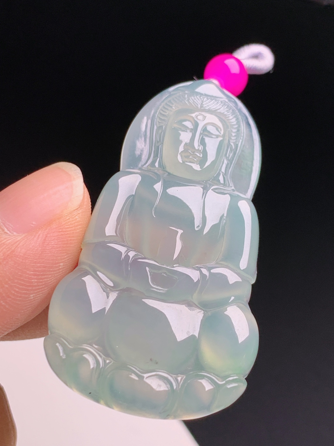 ️ 观音，冰种匀净带浅绿，配精品粉珠挂绳，静心护身端庄大气 4906