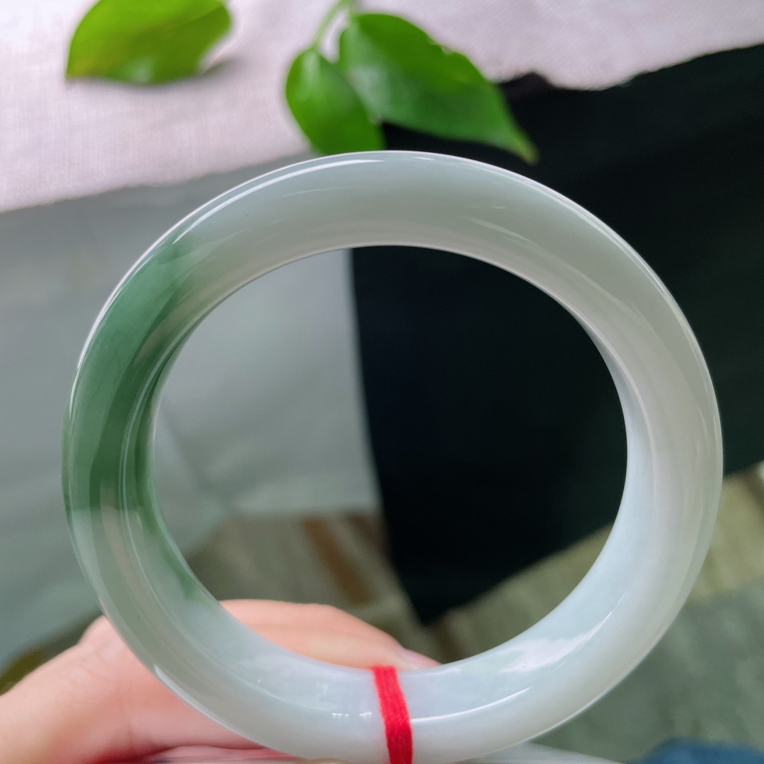 56.1/12.2/8.8，油青正圈，质地温润细腻，干净清爽，可盐可甜，皮纹，ss51819a