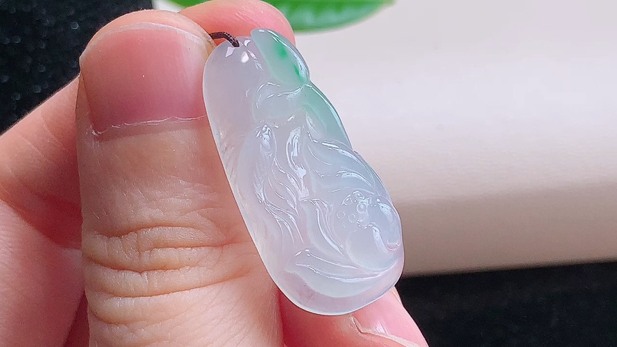 ️ 莲年有余，无裂，尺寸30.0-14.2-4.4mm，包A附证书