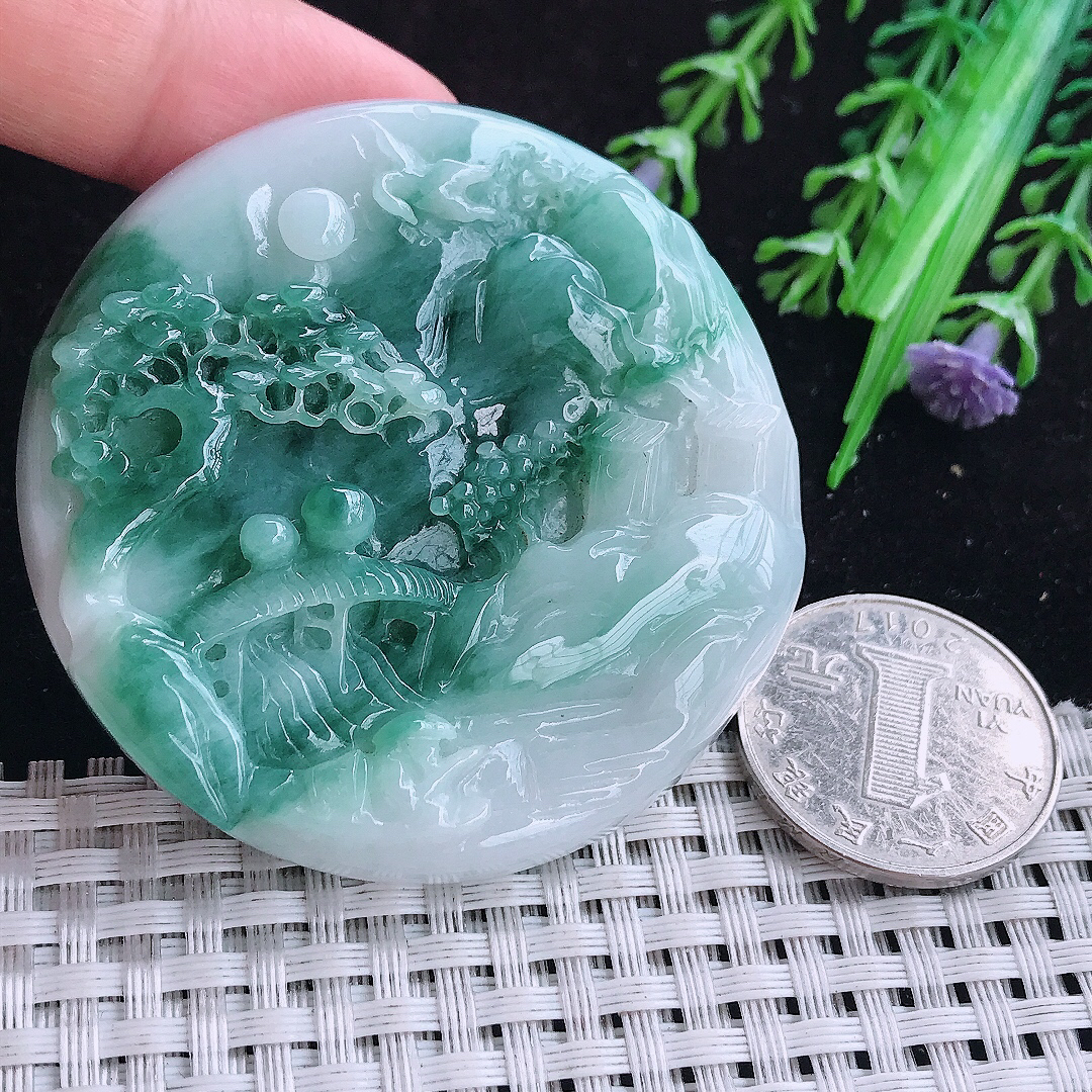 实拍A货翡翠56.5/8.5老坑精美温润飘蓝花山水牌吊坠翡翠玉牌大好河山
