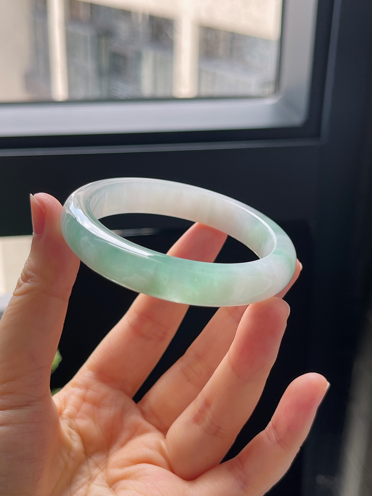 圈口49.9，冰糯飘花小圈口正圈翡翠手镯