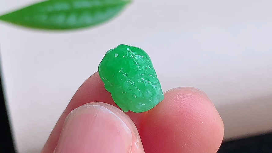 ️ 招财貔貅，无裂，尺寸12.1-9.4-5.4mm，包A附证书