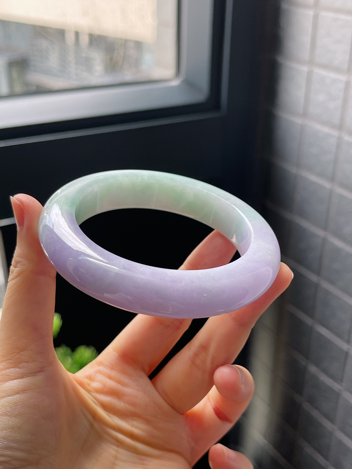 圈口57.2，糯化春带彩半圈春彩翡翠正圈手镯
