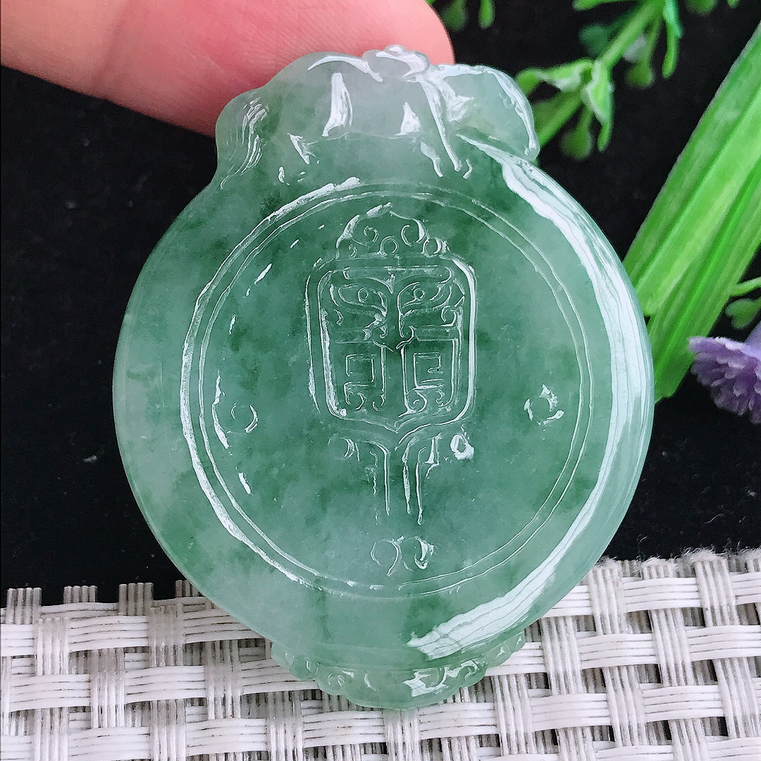 实拍A货翡翠48/39.5/4.3老坑冰胶飘花仿古福牌吊坠翡翠玉牌