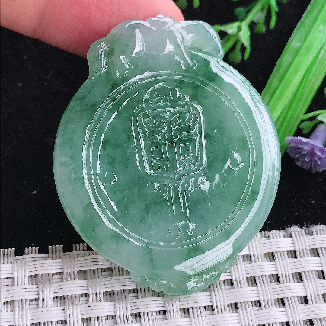 实拍A货翡翠48/39.5/4.3老坑冰胶飘花仿古福牌吊坠翡翠玉牌