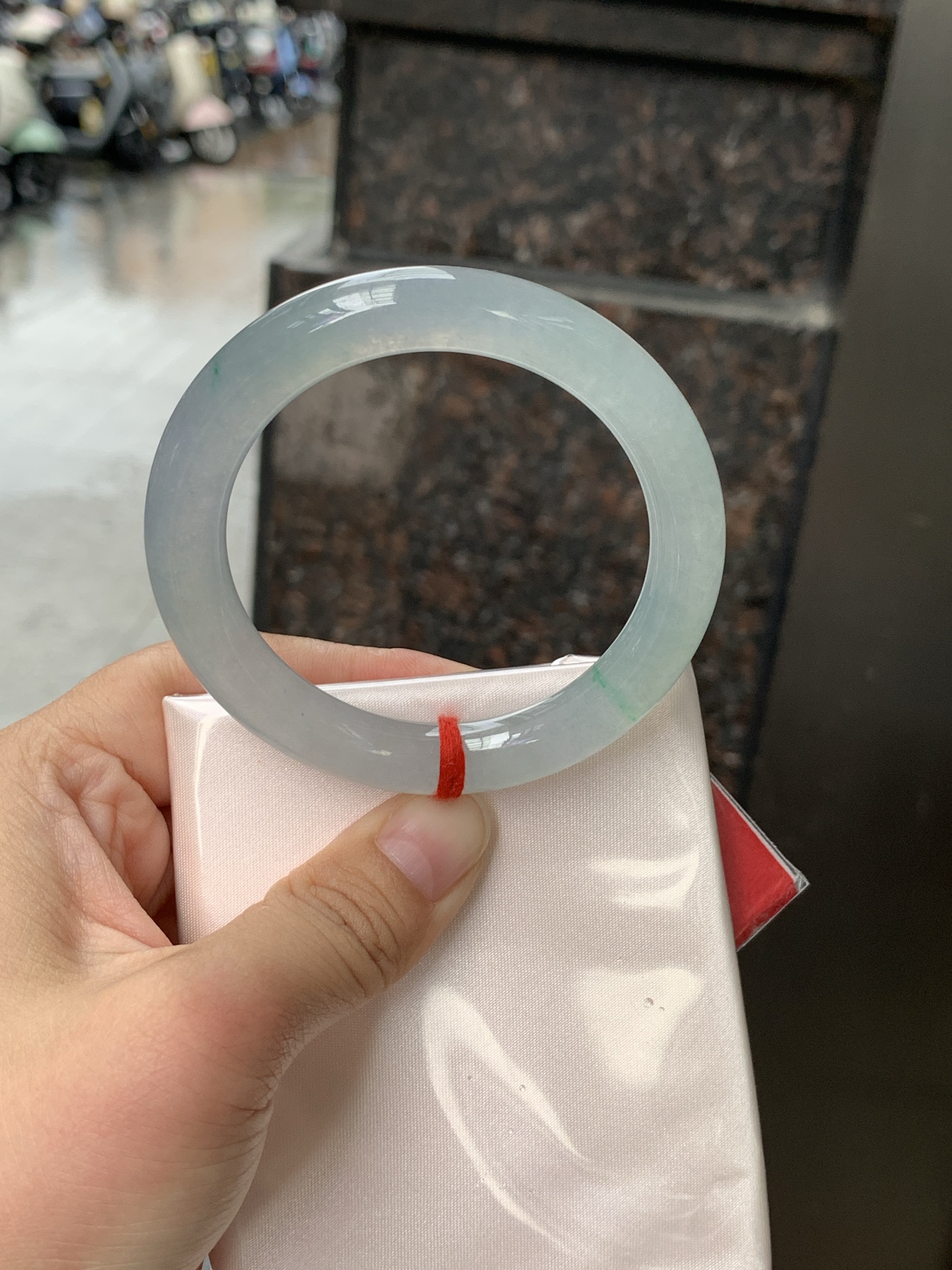 冰飘绿圆条 53.5-9.2-9.2 0608-N937-1 打灯细紋，水头好，金丝绿花灵动飘逸
