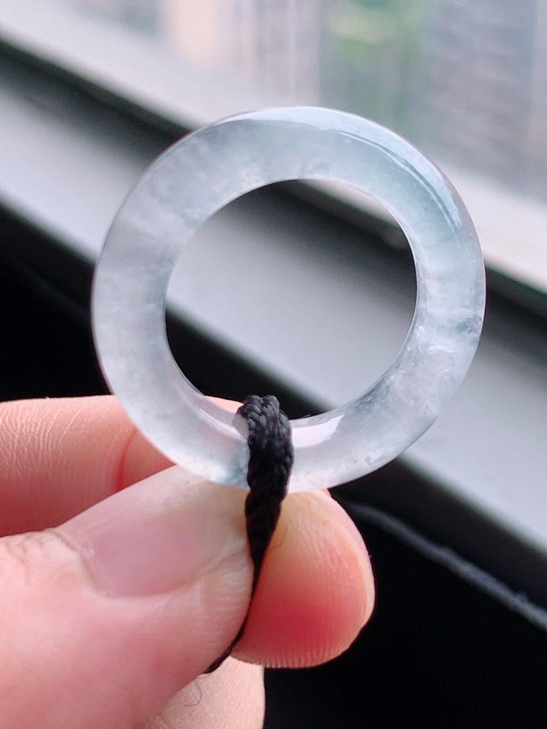 ️ 冰种指环戒圈，冰透如玻璃起光，清透空灵自带清冷感 自然光拍摄