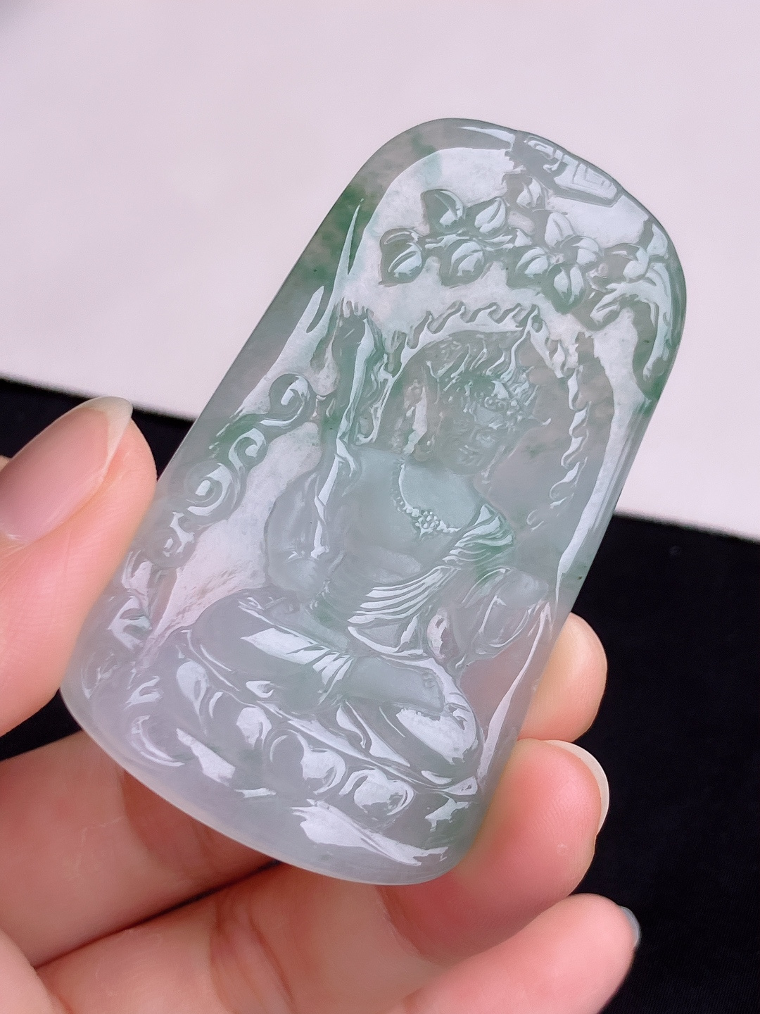 冰飘花观音，晶莹剔透，尺寸67.3/38.5/5/自然光实拍
