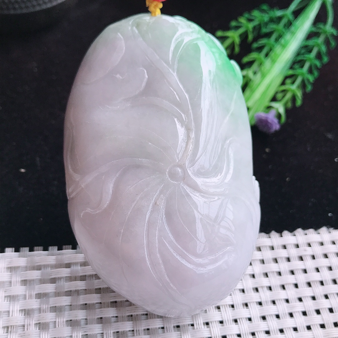 实拍A货翡翠83.7/50/32老坑精美温润飘绿霸气龙把件龙行天下手玩件