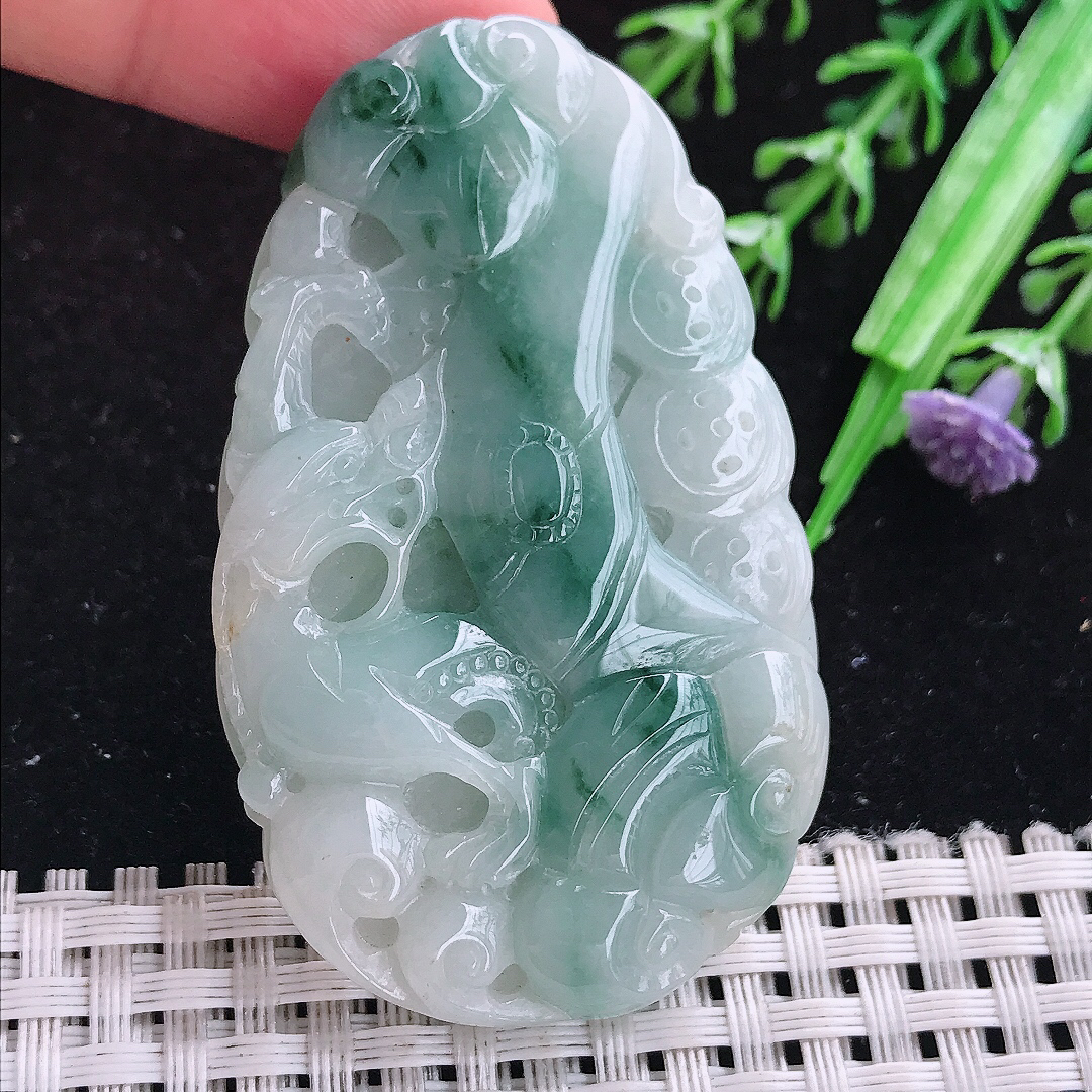 实拍A货翡翠58.8/36/7.5老坑精美飘花仿古龙牌吊坠翡翠玉牌