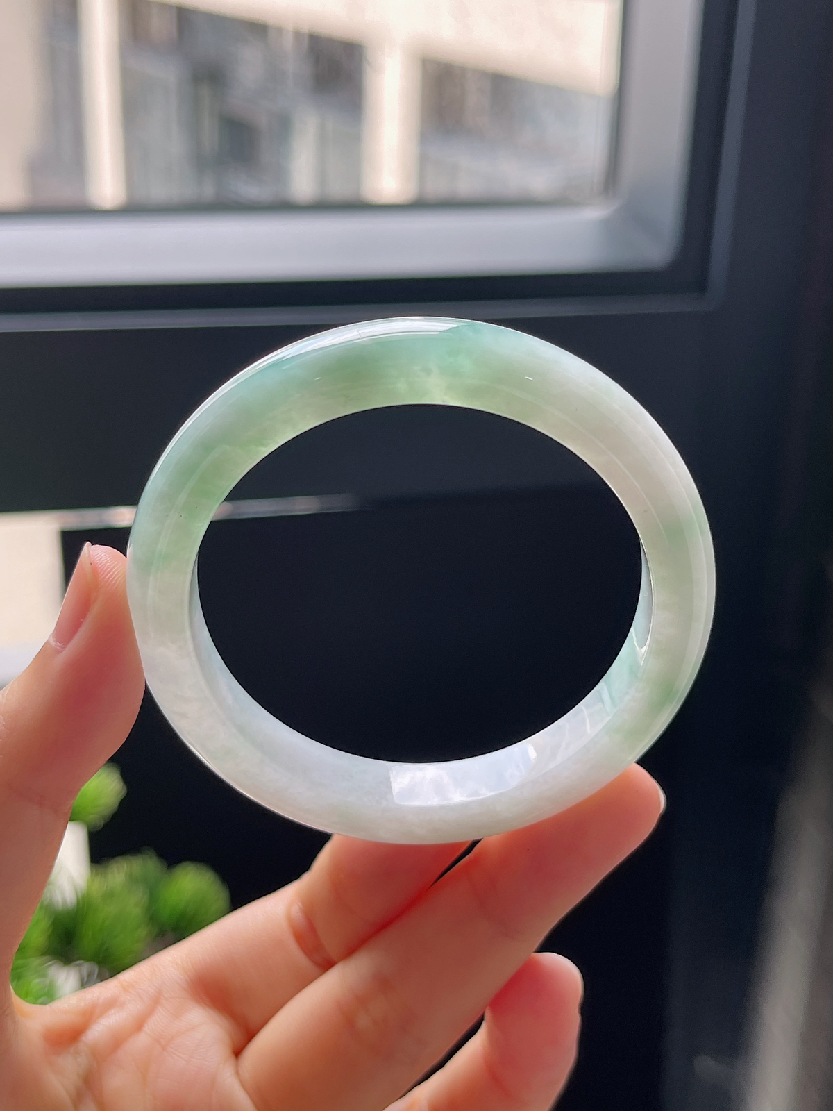 圈口49.9，冰糯飘花小圈口正圈翡翠手镯