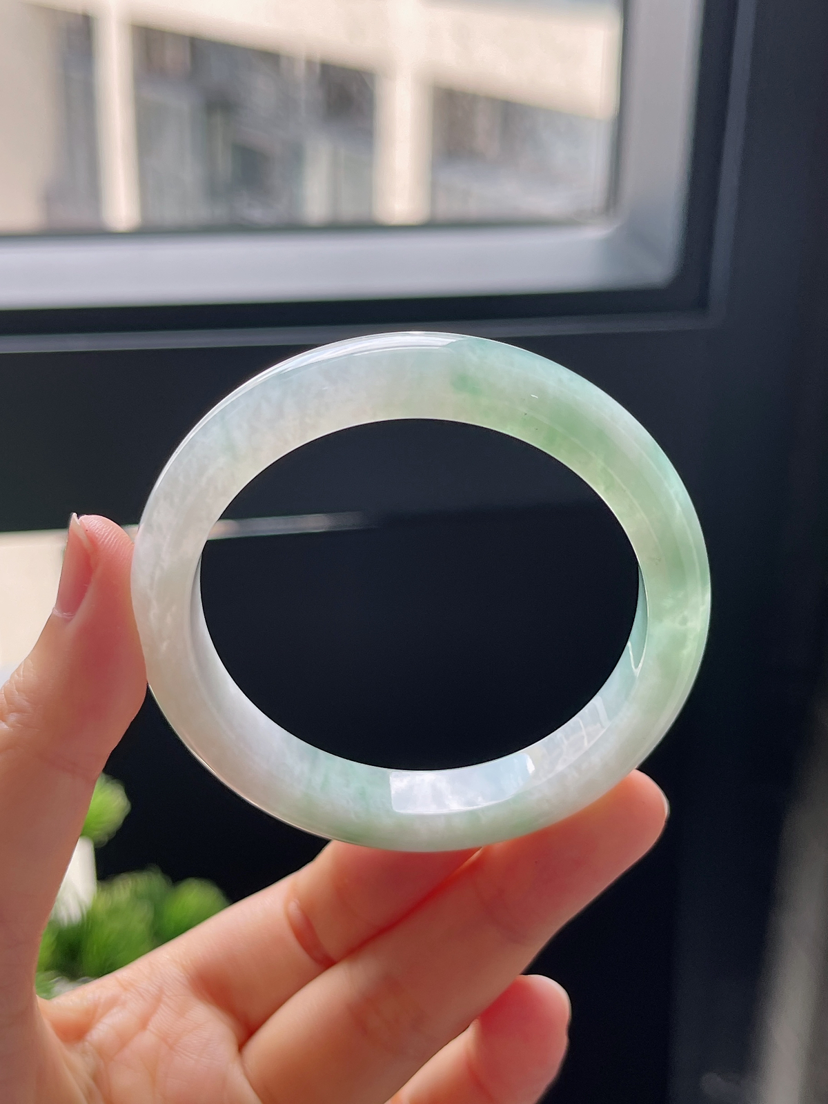 圈口49.9，冰糯飘花小圈口正圈翡翠手镯