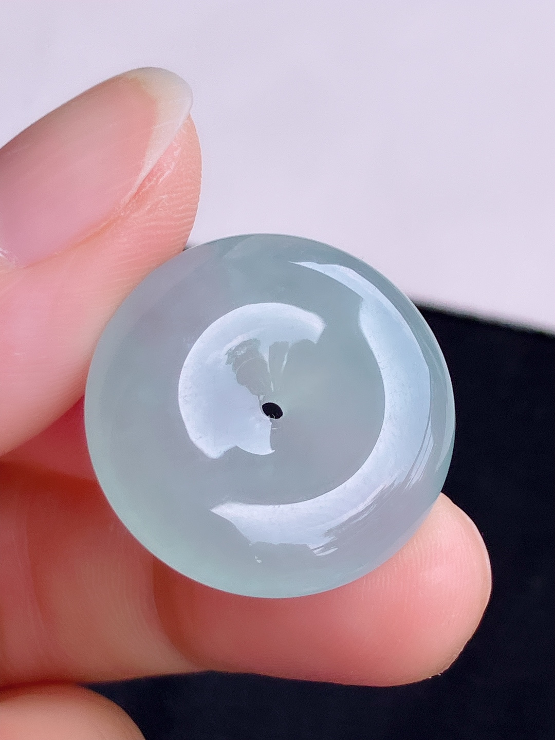 底色平安扣，晶莹剔透，尺寸23.6/5.8/自然光实拍
