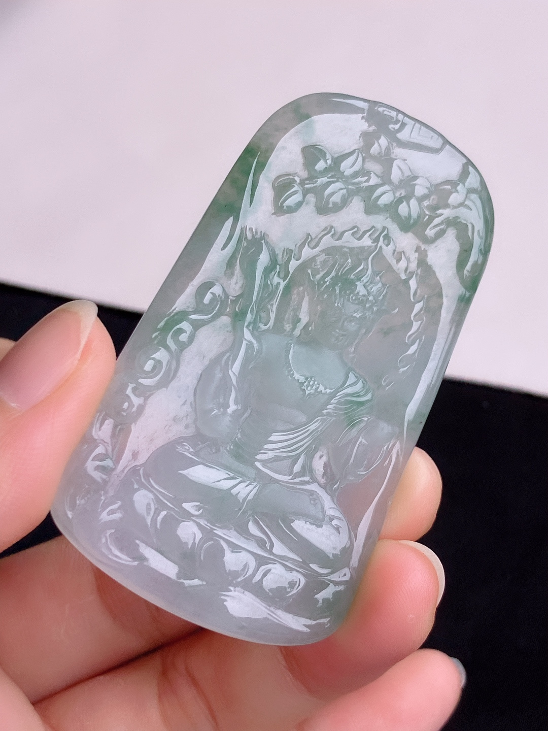 冰飘花观音，晶莹剔透，尺寸67.3/38.5/5/自然光实拍
