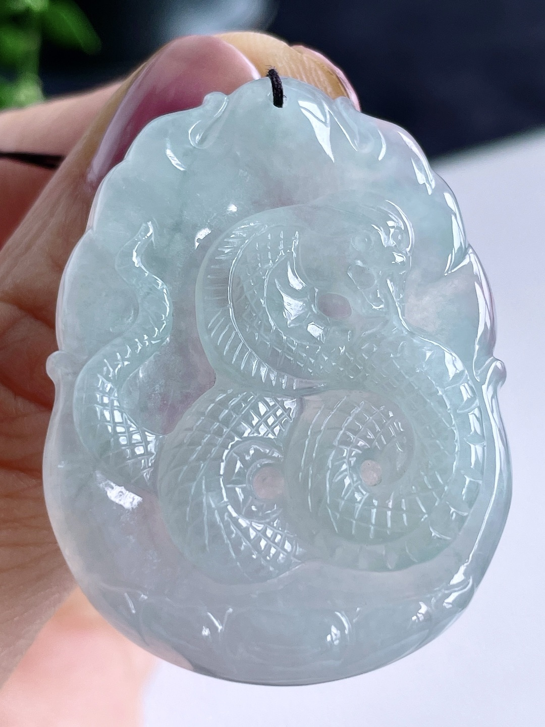 糯冰晴水生肖蛇牌吊坠 缅料 无裂 性比高 尺寸40-30-5 重量12克