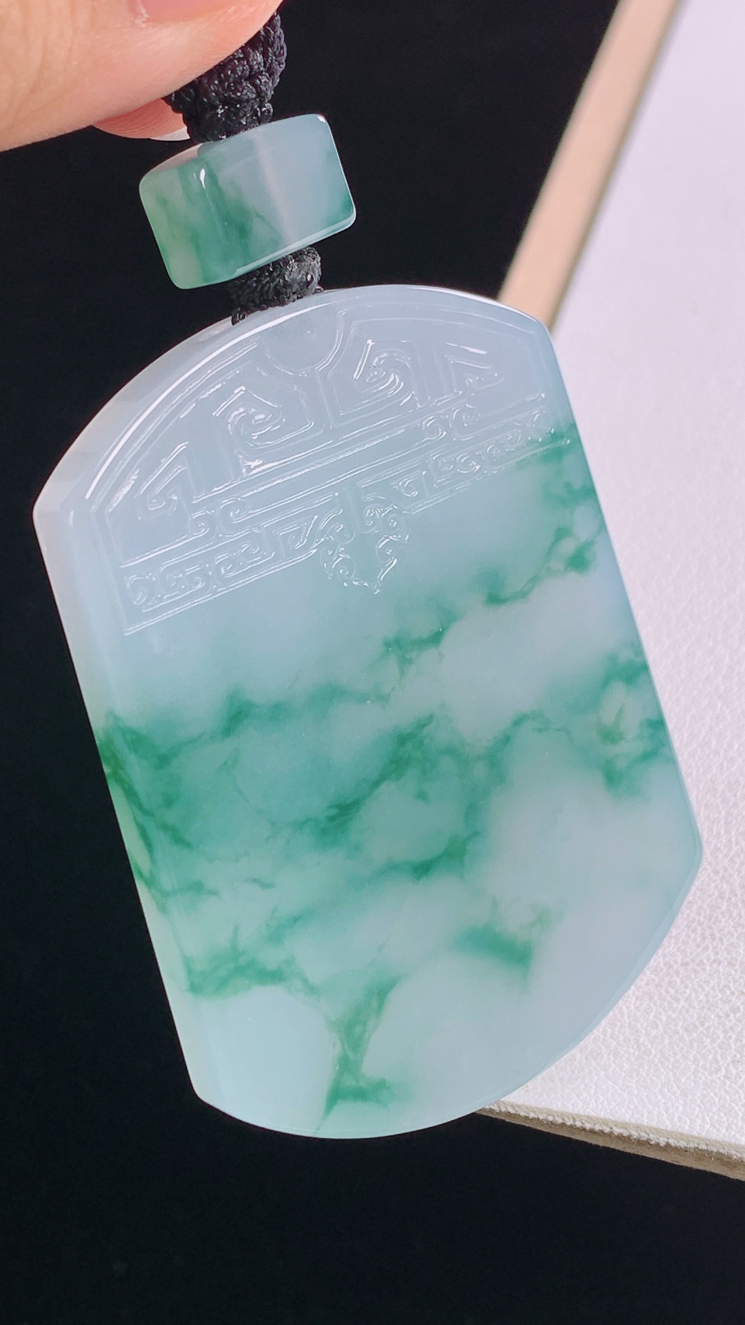 冰飘花仿古牌 花色灵动，清爽细腻，无裂 尺寸:53.7-39.7-5.7mm
