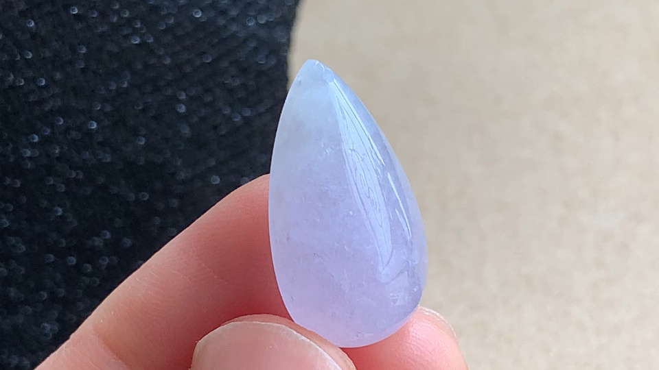 ️ 水滴，无裂，尺寸23.4-14.4-7.4mm，包A附证书