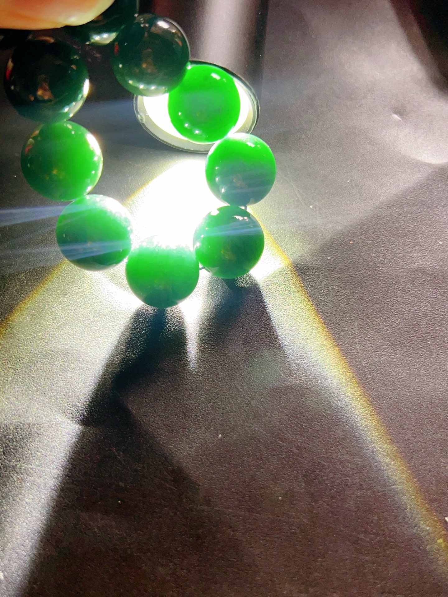 ️ 6.8 墨翠手链15mm 左右 乌黑油亮 质地细腻 水头极好