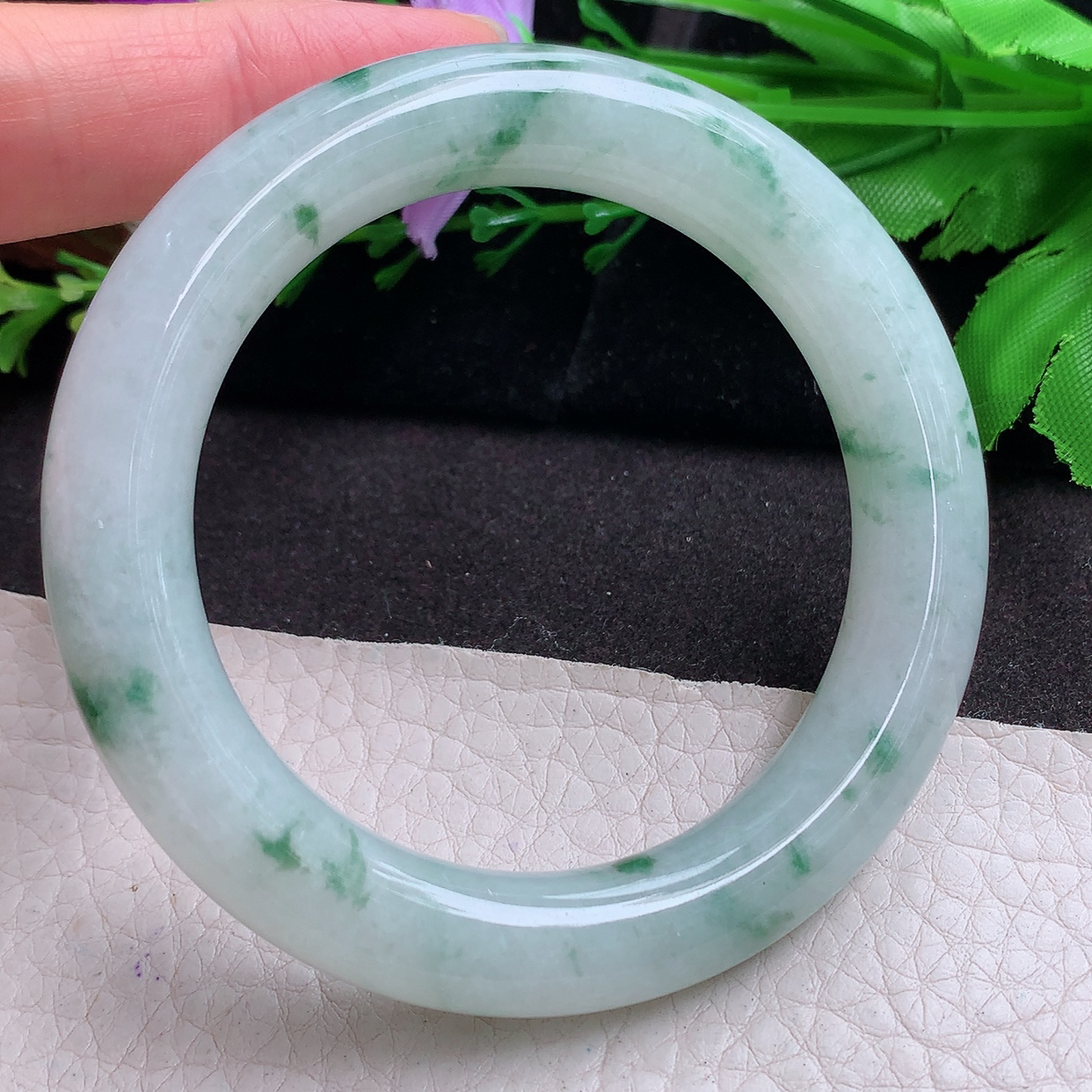 ee实拍53.9*10.8美人镯 缅甸翡翠a货玉手镯 冰飘花细润圆条玉手环