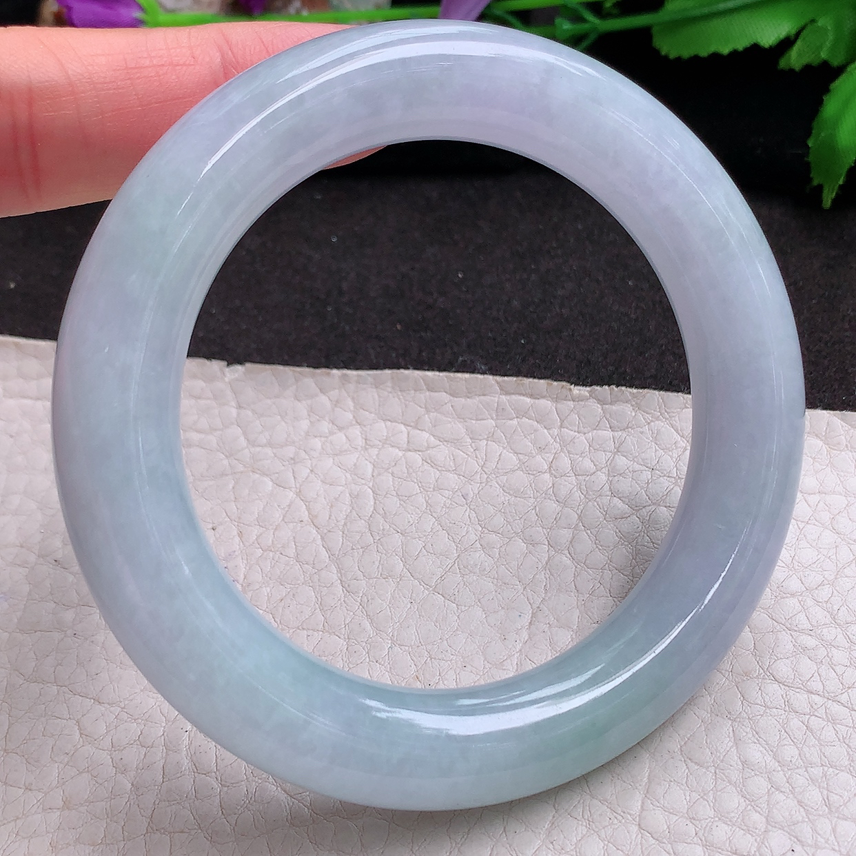 z实拍57.5*12胖圆镯 缅甸翡翠a货玉手镯 淡紫底细润正圈玉手环