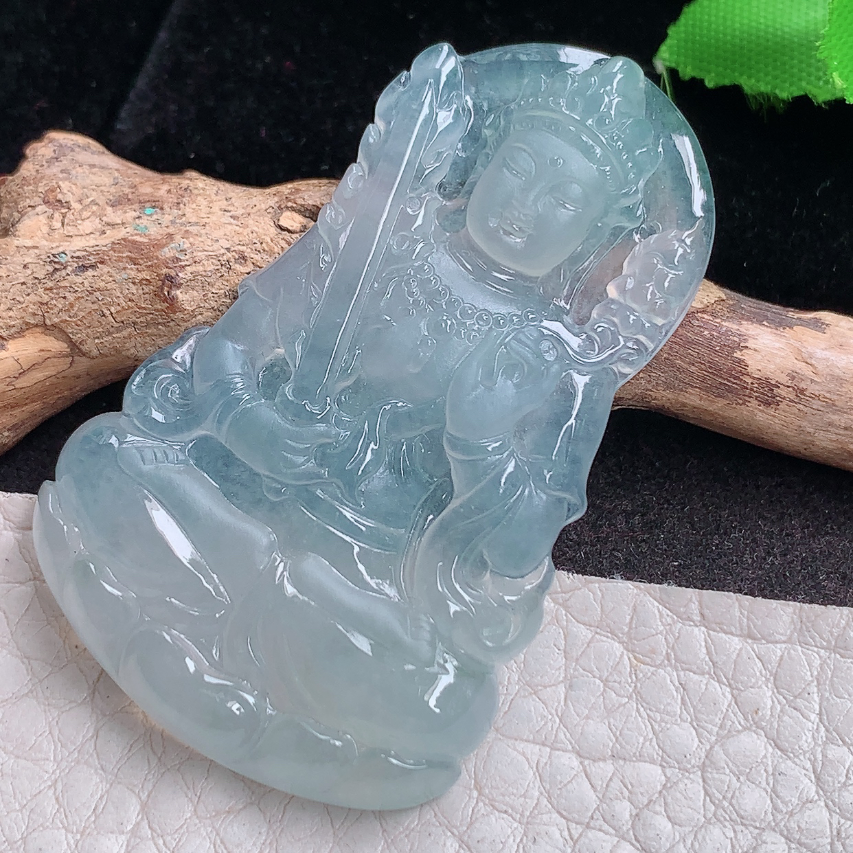 ktj实拍50.8*32.3*5.8缅甸翡翠a货精雕冰种虚空藏菩萨 生肖守护神玉吊坠